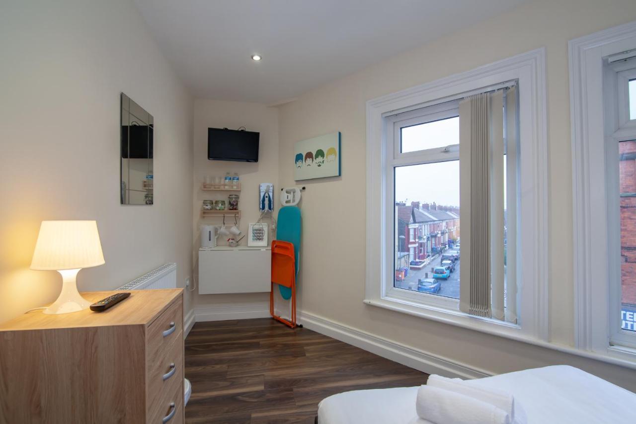 Casa Fresa Franks Serviced Accommodation ลิเวอร์พูล ภายนอก รูปภาพ