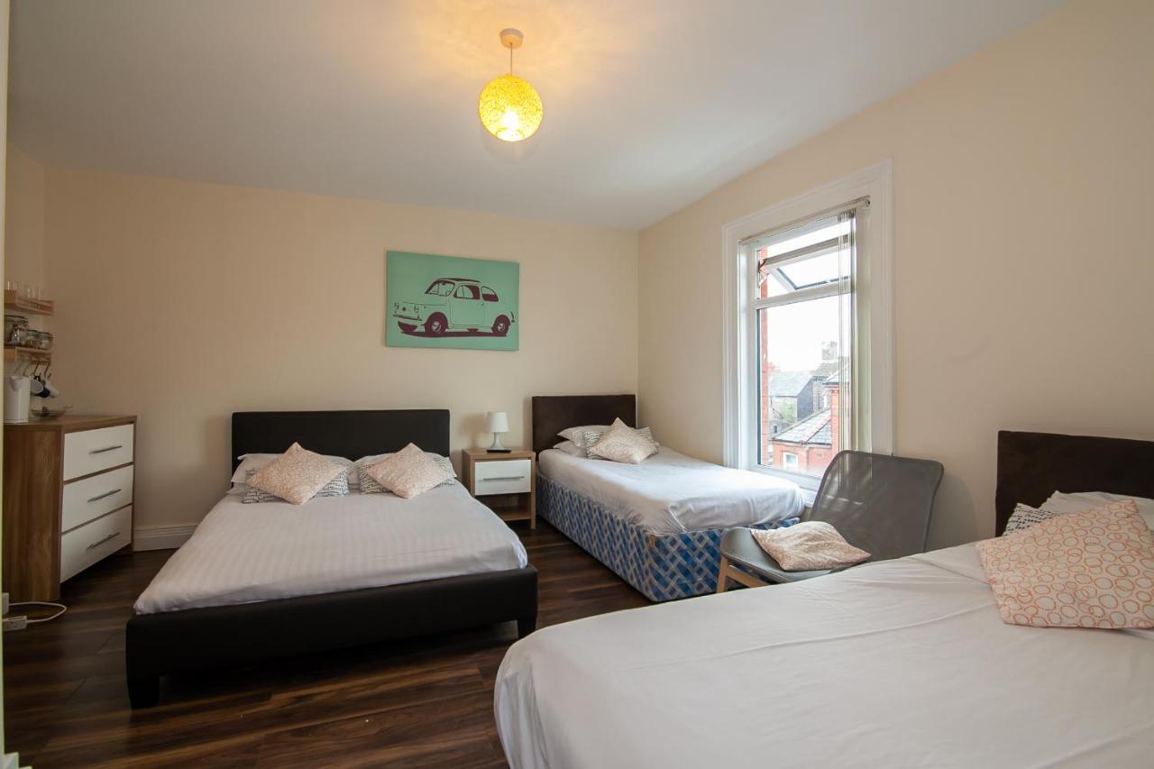 Casa Fresa Franks Serviced Accommodation ลิเวอร์พูล ภายนอก รูปภาพ