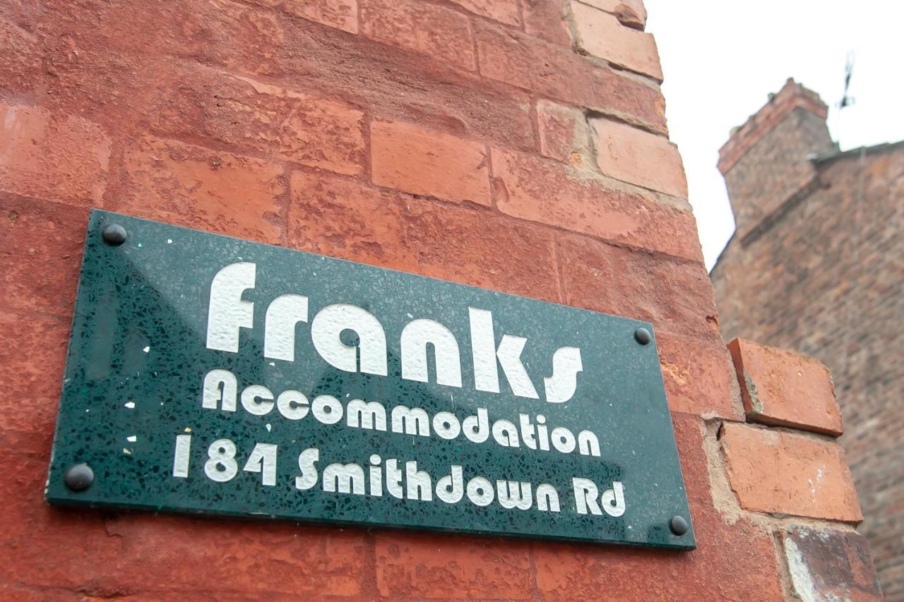 Casa Fresa Franks Serviced Accommodation ลิเวอร์พูล ภายนอก รูปภาพ