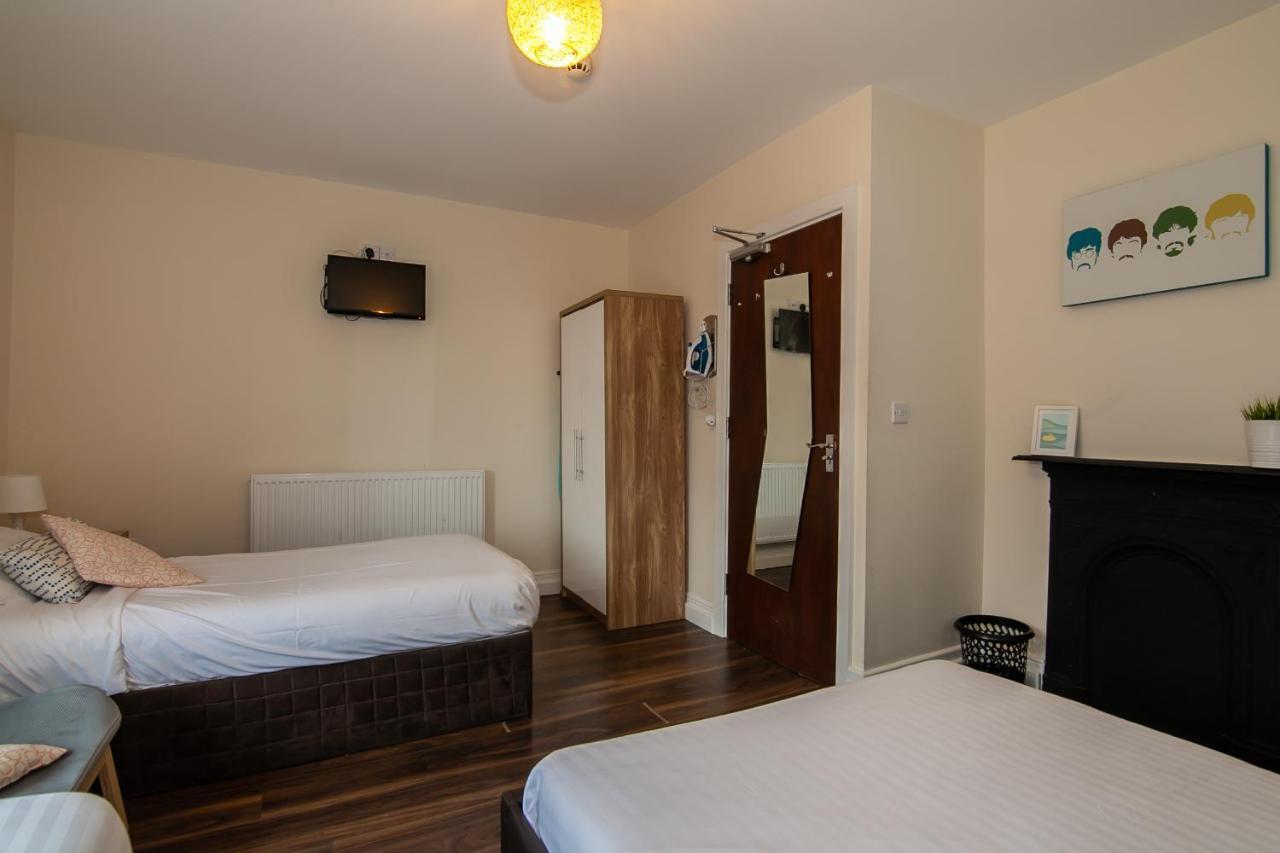 Casa Fresa Franks Serviced Accommodation ลิเวอร์พูล ภายนอก รูปภาพ
