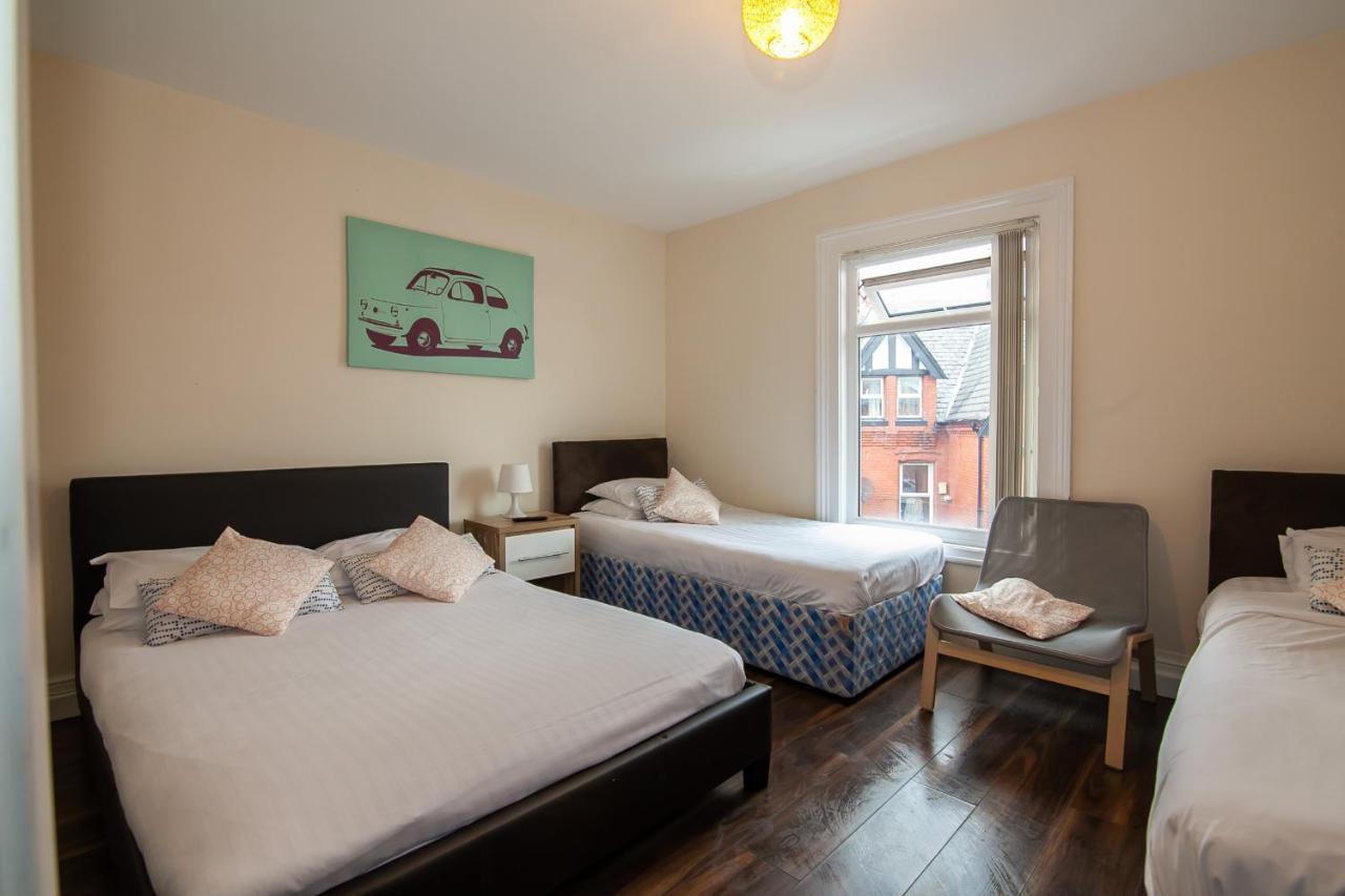 Casa Fresa Franks Serviced Accommodation ลิเวอร์พูล ภายนอก รูปภาพ